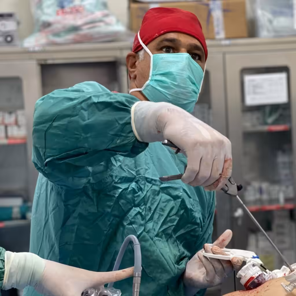 La Mejor Clínica para Reducción de Estómago en Turquía: Guía Completa mejores cirujanos bariátricos en Turquía